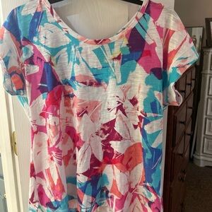 T by Talbots Brushed Floral SZ LP Crossback Tee Shirt Top
